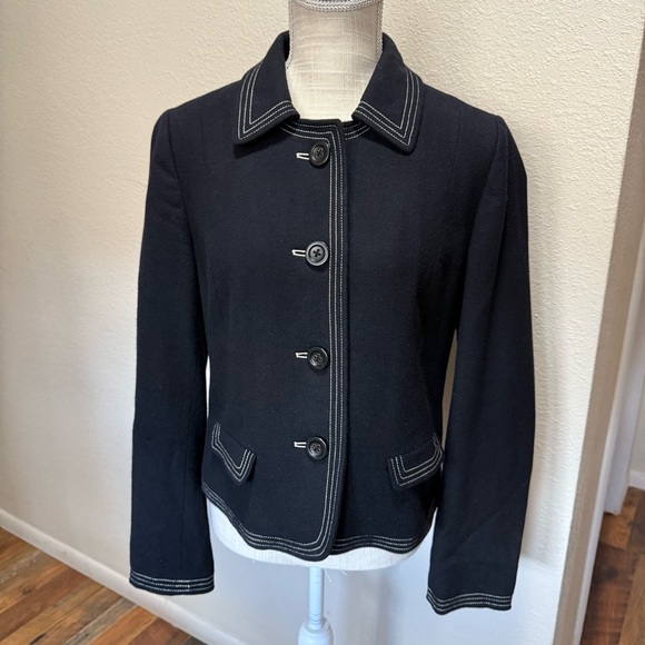 GAP Jackets & Blazers - GAP Jacket Black Wool Blend Collared White Stitch Trim Pockets Lined Size Med